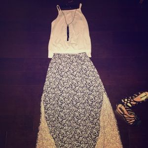 Hollister skirt 🎉 (may purchase tank as well)